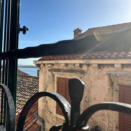 Old Stone House St Lawrence In The Heart Of Sibenik'S Old Town Apartment Luaran gambar